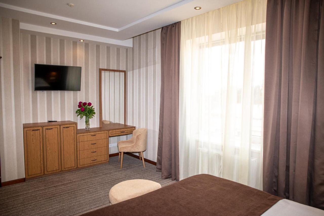 Optima Collection Aurora Kryvyi Rih Krivoy Rog Exterior foto